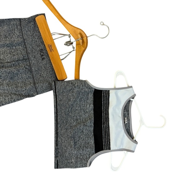 Gray and Black Athletic Set Soul Cycle Athletic Wear new - Picture 11 of 12